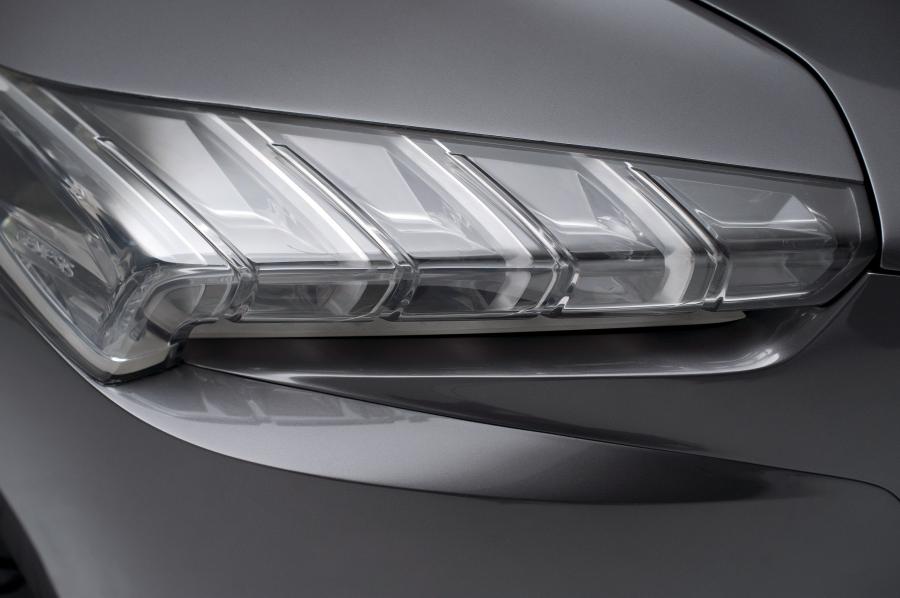Детали экстерьера Hyundai HCD-14 Genesis Concept 2013 года  (фото 18 из 23)